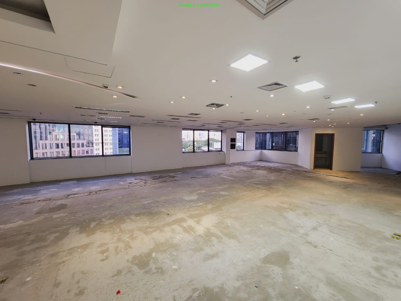 Andar Corporativo 290M e 9 vagas - Vila Olimpia